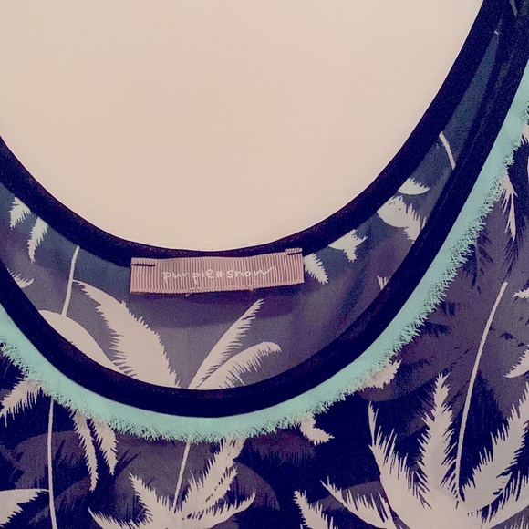 Chiffon Palmtree Top - Picture 2 of 2